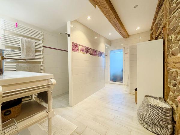 Maison 10 pièces 284 m2