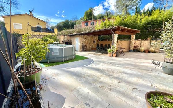 Maison à vendre    4 pièces • 104 m2 Grasse