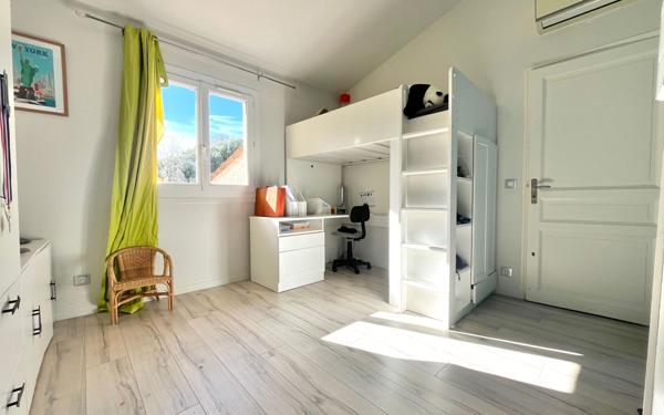 Maison à vendre    4 pièces • 104 m2 Grasse