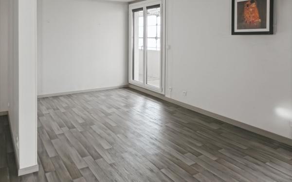 Appartement à vendre    3 pièces • 84,38 m2 Agen