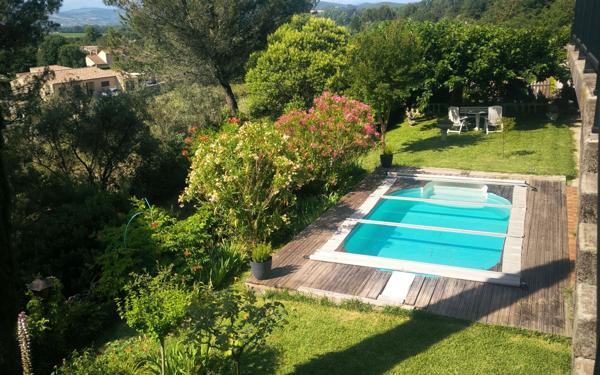 Maison à vendre    6 pièces •  Cépie