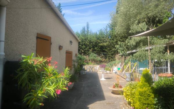 Maison à vendre    6 pièces •  Cépie