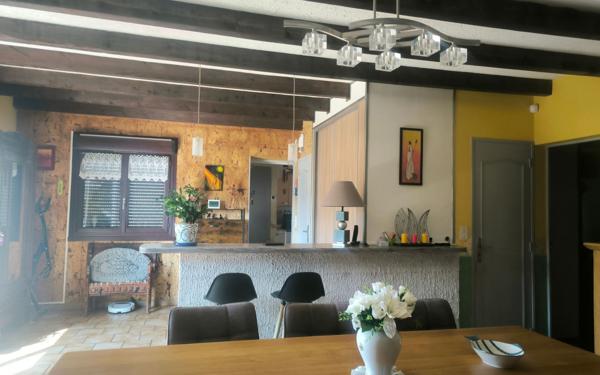 Maison à vendre    6 pièces •  Cépie