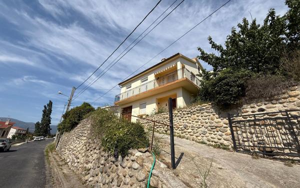 Maison à louer    4 pièces •  Codalet