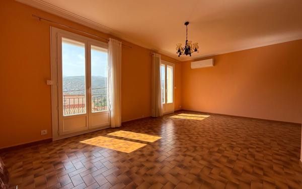 Maison à louer    4 pièces •  Codalet