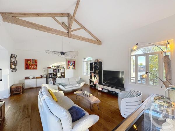 Appartement T5 à vendre  5 pièces - 145,26 m2 BORDEAUX - 33