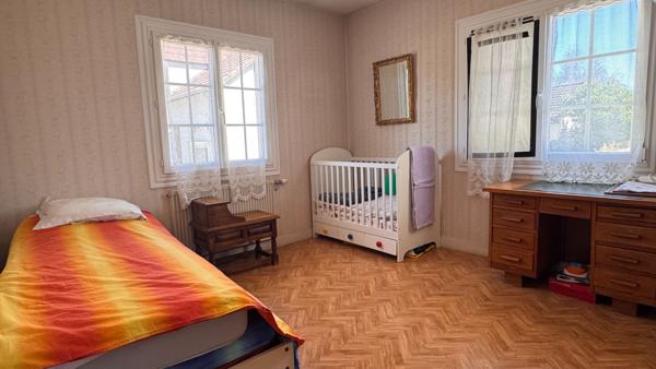 MAISON SUR SOUS-SOL ENTERRE A VENDRE - Romorantin Lanthenay 6 pièce(s)