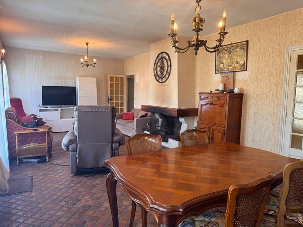 MAISON SUR SOUS-SOL ENTERRE A VENDRE - Romorantin Lanthenay 6 pièce(s)