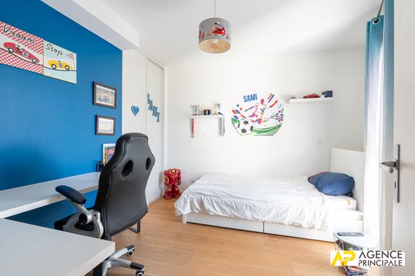 Appartement 5 pièce(s) 103 m2 6 Petit parc €960 000 ** - Référence 4676