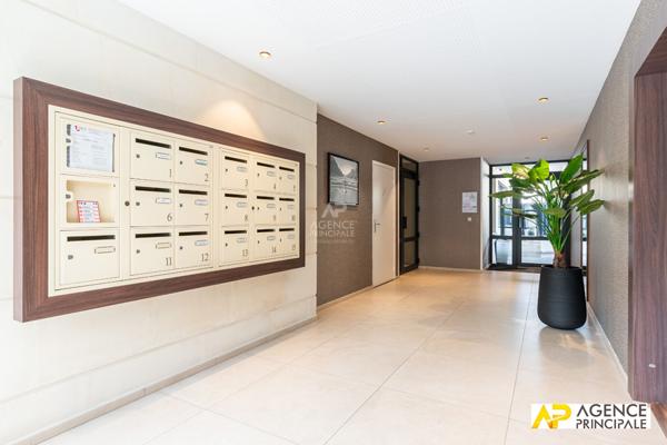 Appartement 5 pièce(s) 103 m2 6 Petit parc €960 000 ** - Référence 4676