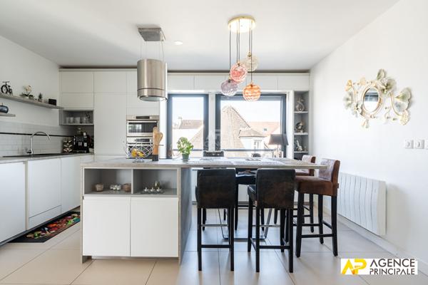 Appartement 5 pièce(s) 103 m2 6 Petit parc €960 000 ** - Référence 4676