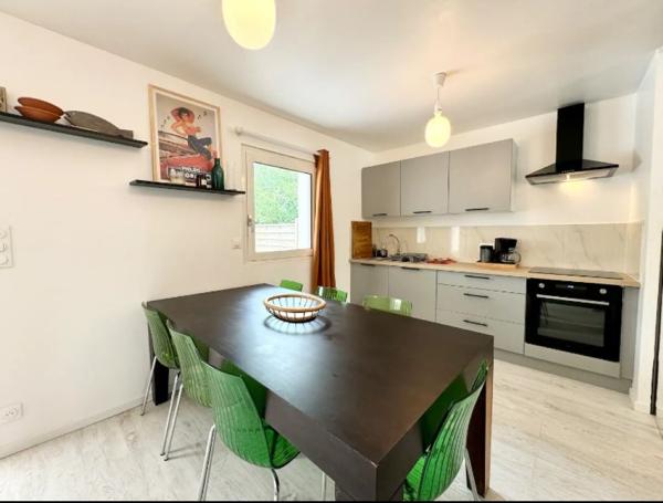 LARMOR PLAGE – Appartement T4 avec piscine