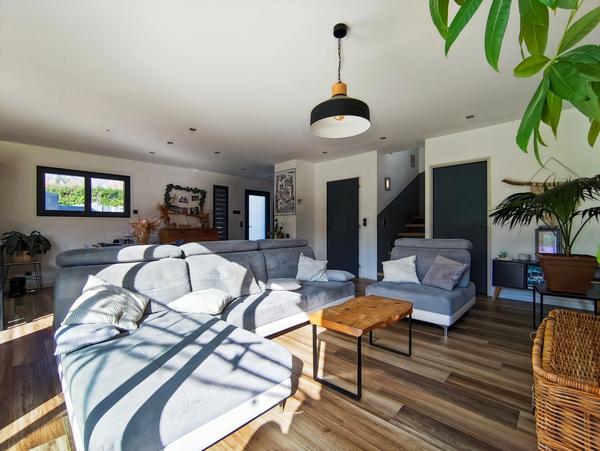 Maison individuelle au calme 6 pièces 160m² (74) ALLINGES