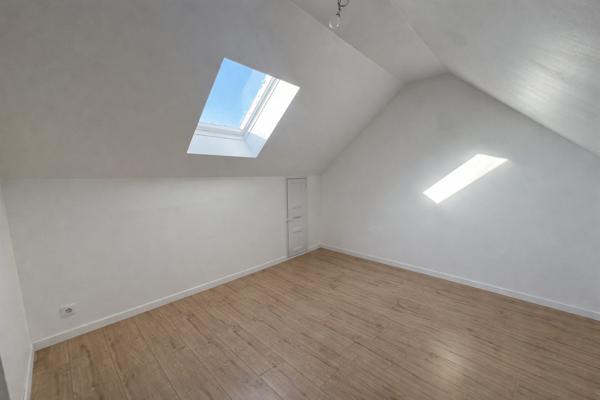 Domblans - Maison individuelle, 3 chambres, jardin et confort de vie / 113m2