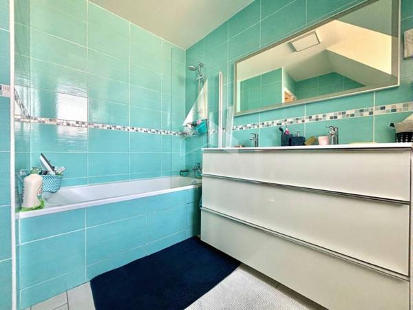 Maison Pontault Combault 6 pièce(s) 102 m2