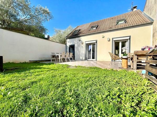 Maison Pontault Combault 6 pièce(s) 102 m2