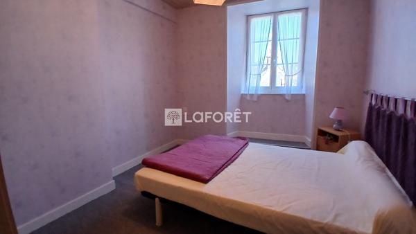 Achat immeuble Pierrefort - 6 pièce(s) - 113 m² - 66 000 €