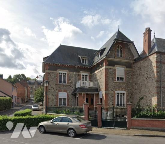 Lot indissociable de 2 maisons: