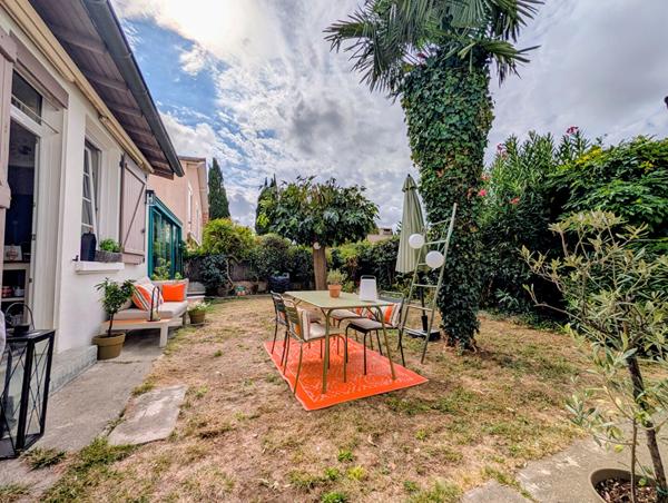 TOULOUSE COTE PAVEE Maison familiale 204 m² avec 5 chambres et jardin