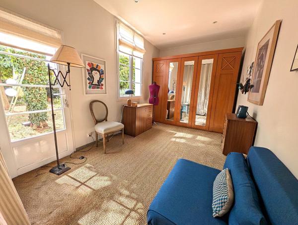 TOULOUSE COTE PAVEE Maison familiale 204 m² avec 5 chambres et jardin