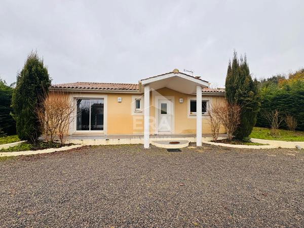Maison 77m2 avec 3 chambres  à vendre à Bourg -