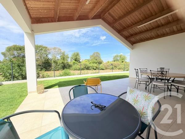 Maison à vendre  4 pièces - 120 m 2   ST VINCENT SUR JARD  - 85