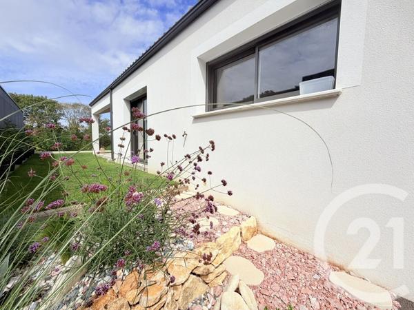Maison à vendre  4 pièces - 120 m 2   ST VINCENT SUR JARD  - 85