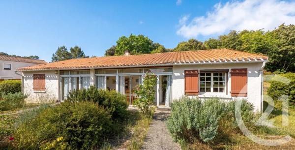 Maison à vendre  4 pièces - 120 m 2   ST VINCENT SUR JARD  - 85