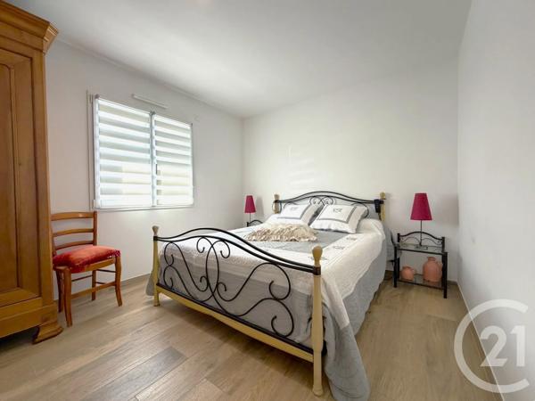 Maison à vendre  4 pièces - 120 m 2   ST VINCENT SUR JARD  - 85