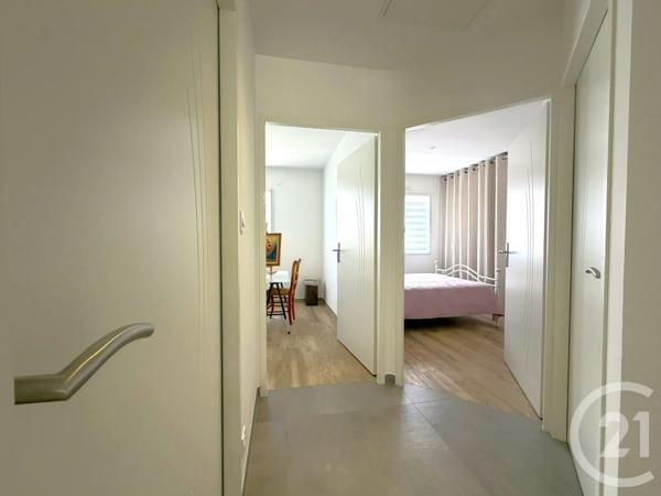 Maison à vendre  4 pièces - 120 m 2   ST VINCENT SUR JARD  - 85