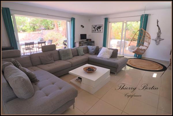 Maison à vendre 6 pièces SAINT AYGULF (83)