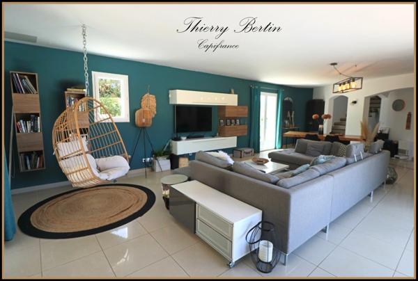Maison à vendre 6 pièces SAINT AYGULF (83)