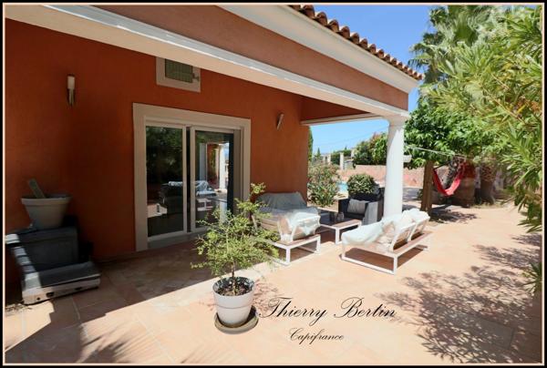 Maison à vendre 6 pièces SAINT AYGULF (83)
