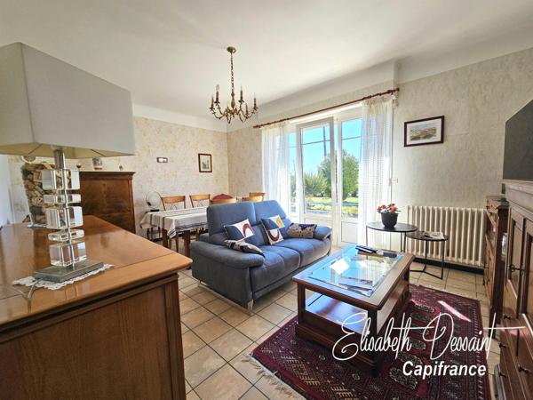 Maison mitoyenne T5/T6-130 m²-Terrain 1150m²