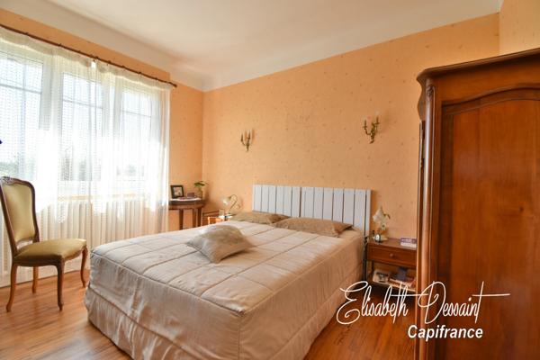 Maison mitoyenne T5/T6-130 m²-Terrain 1150m²