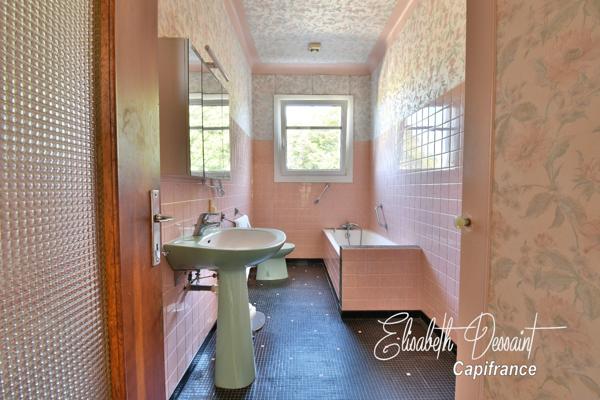 Maison mitoyenne T5/T6-130 m²-Terrain 1150m²