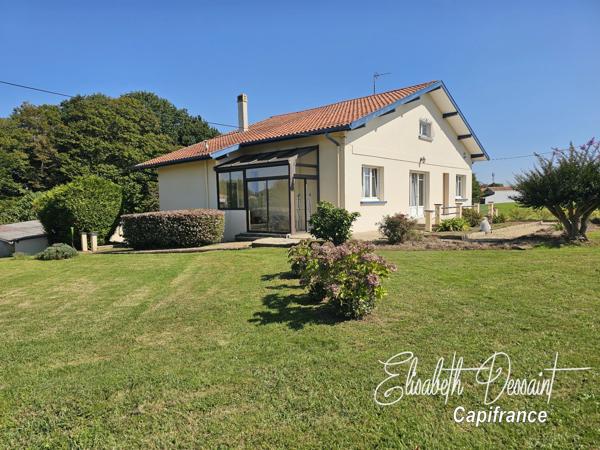 Maison mitoyenne T5/T6-130 m²-Terrain 1150m²