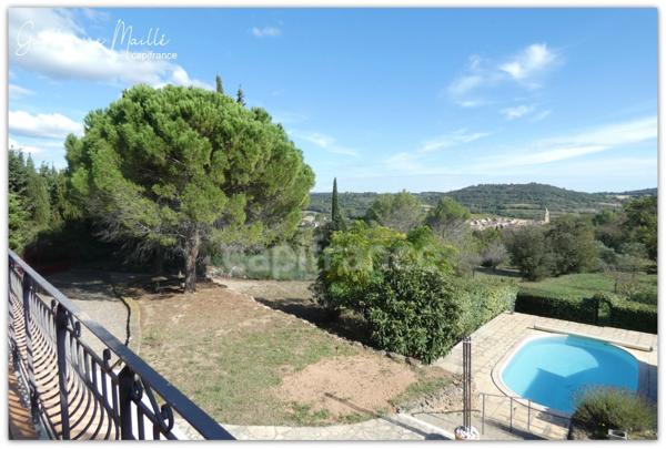 Propriété de 218m² habitable 6 pièces sur grand terrain avec vue dégagée proche de PEZENAS (34120)