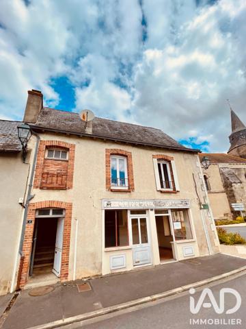 Immeuble à vendre 51 m² Lathus-Saint-Rémy