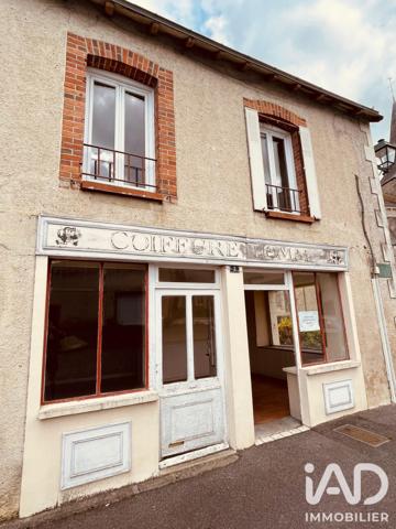 Immeuble à vendre 51 m² Lathus-Saint-Rémy