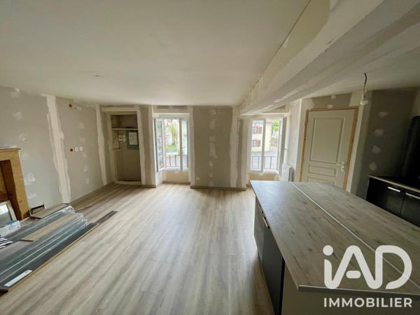 Immeuble à vendre 51 m² Lathus-Saint-Rémy