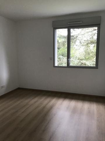 LOCATION 69130 ECULLY - APPARTEMENT T2 au 1er étage - résidence récente - balcon.