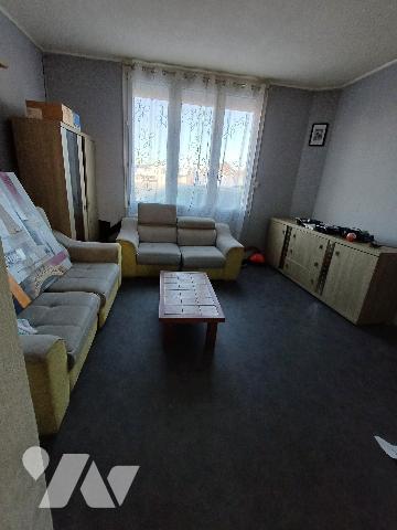 A ETAPLES, une maison mitoyenne proche centre ville.