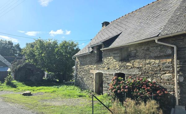 Maison à rénover avec potentiel d'environ 75m²