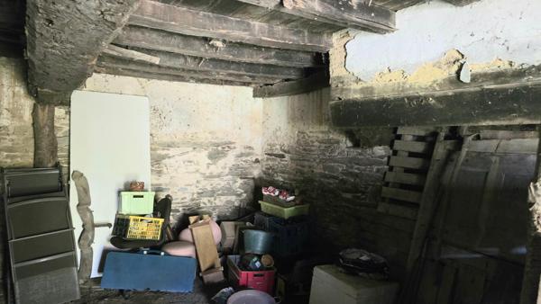 Maison à rénover avec potentiel d'environ 75m²