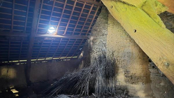 Maison à rénover avec potentiel d'environ 75m²