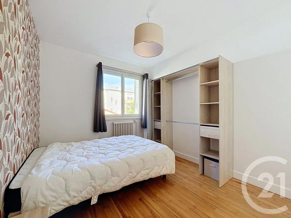 Appartement F5 à vendre  5 pièces - 86,77 m 2   CLERMONT FERRAND  - 63