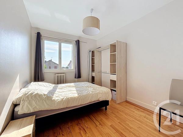 Appartement F5 à vendre  5 pièces - 86,77 m 2   CLERMONT FERRAND  - 63