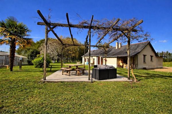 LONGERE Verrieres En Anjou 7 pièce(s) 185 m2