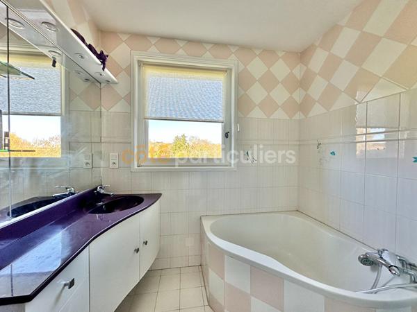 Vente Maison130 m² - 5 Pièces - SANSSAC L EGLISE (43320)